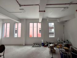 Tessensohn Road (D8), Shop House #587562021